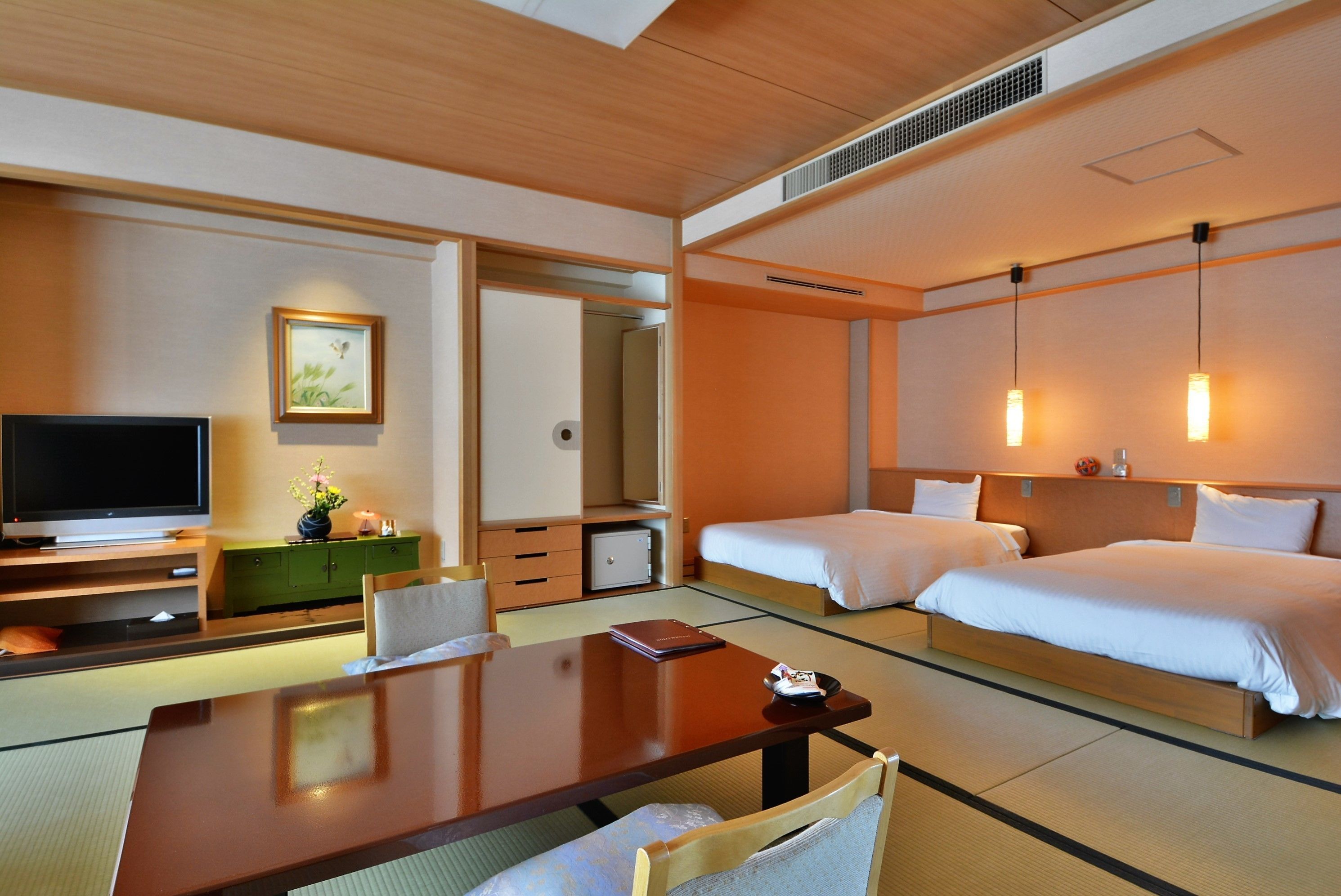 Japanese Western Style Room with Open-air Bath (Mountain View, In Room Dinner) | In-room safe, free WiFi