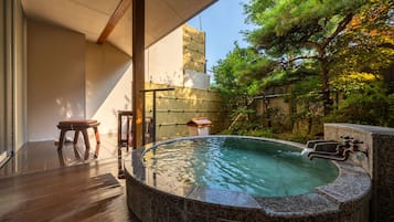 Japanese Style Room with Open-air Bath (Garden View, In Room Dinner) | In-room safe, free WiFi