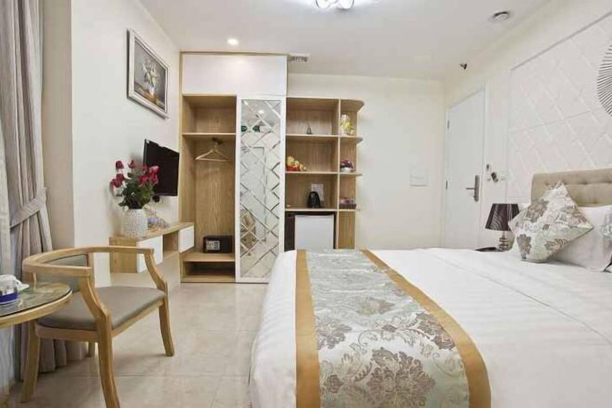 Literie de qualité, minibar, coffre-fort, bureau