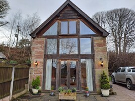 Cottage | Front of property