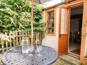 Cottage | Interior