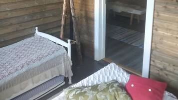 Chambre Triple Design, accessible aux personnes à mobilité réduite, non-fumeurs | 1 chambre, literie de qualité supérieure, couette en duvet d'oie