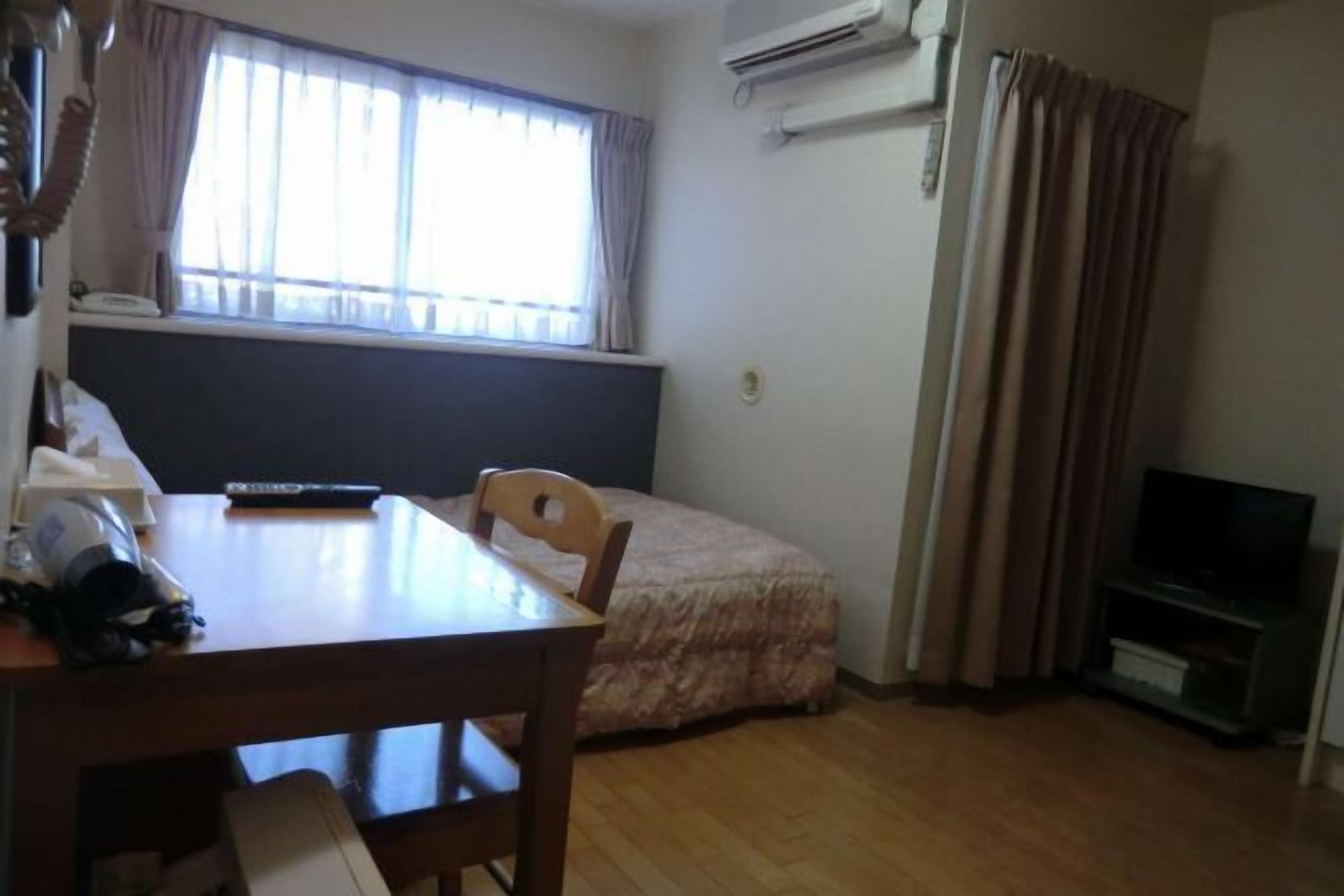 Wi-fi (inkludert) og sengetøy