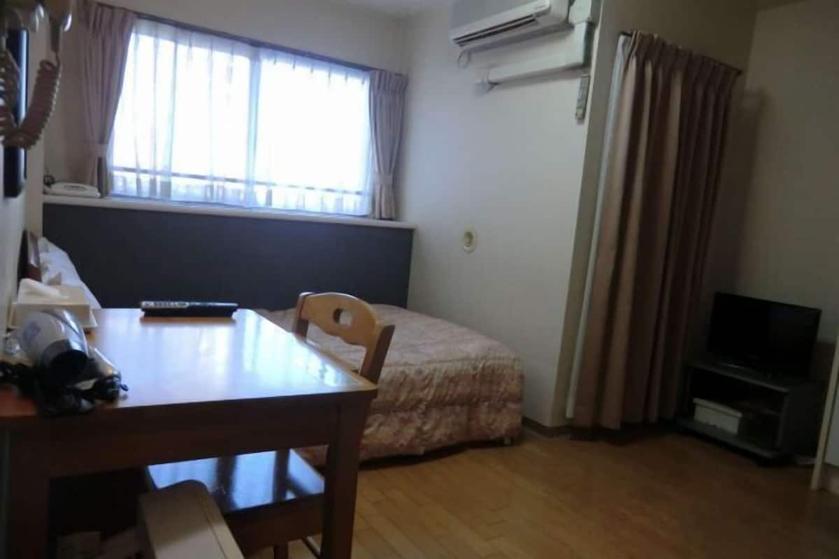 Wi-Fi gratuit, draps fournis