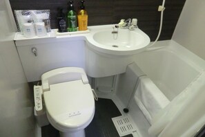 Urban Double Room, Smoking | Bathroom | Combined shower/tub, deep soaking tub, free toiletries, hair dryer - Azu Garden Nipponbashi (Osaka)