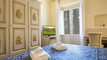 Minibar, in-room safe, desk, blackout drapes