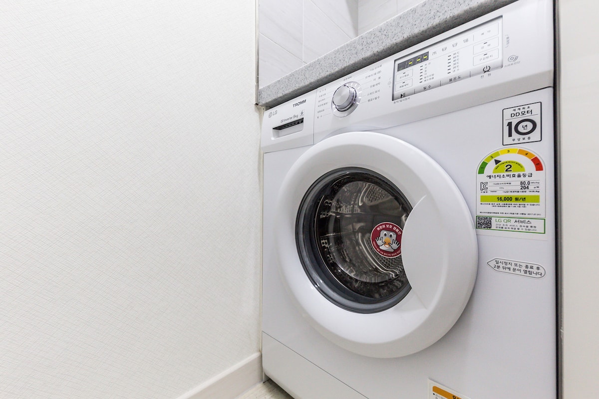 Suite, 2 Double Beds | Soundproofing, free WiFi
