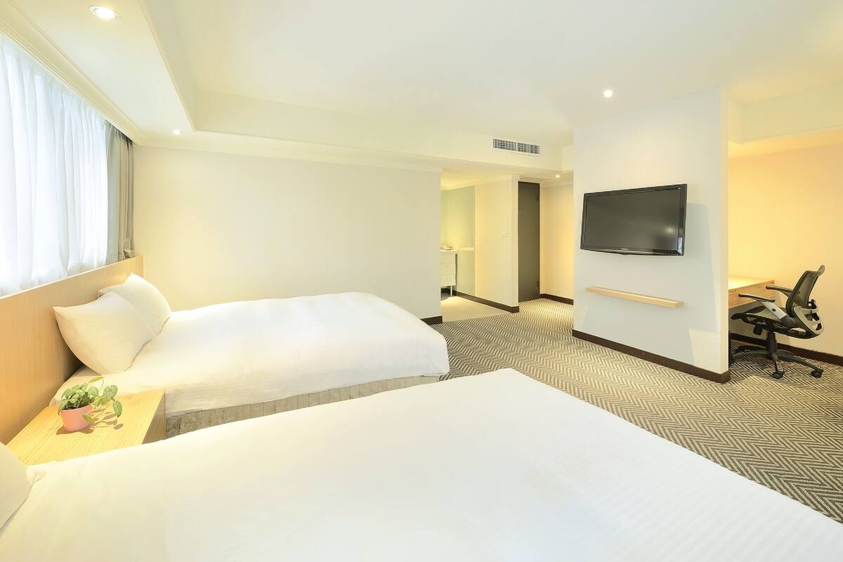 deluxe twin room, 2 queen beds | egyptian cotton sheets, premium bedding, down duvets, pillow-top beds