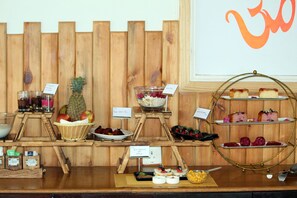Breakfast buffet - Yog Niketan by Sanskriti (Narendranagar)
