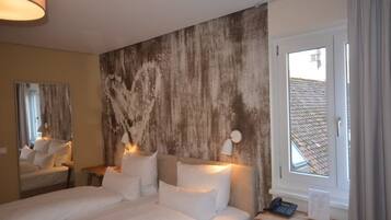 Kamar Double | Tempat tidur bayi gratis, tempat tidur lipat/tambahan, dan Wi-Fi gratis