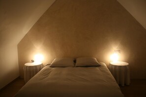 2 slaapkamers, een strijkplank/strijkijzer, gratis wifi, beddengoed