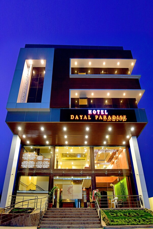 Hotel Dayal Shree Paradise - Bhopal