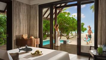 Family Villa, 2 Bedrooms (Pool, Beach) | Free minibar, in-room safe, individually decorated