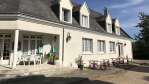 Unclassified image, 5 of 15, button - Hotel Mazmoura (Reignac-sur-Indre)