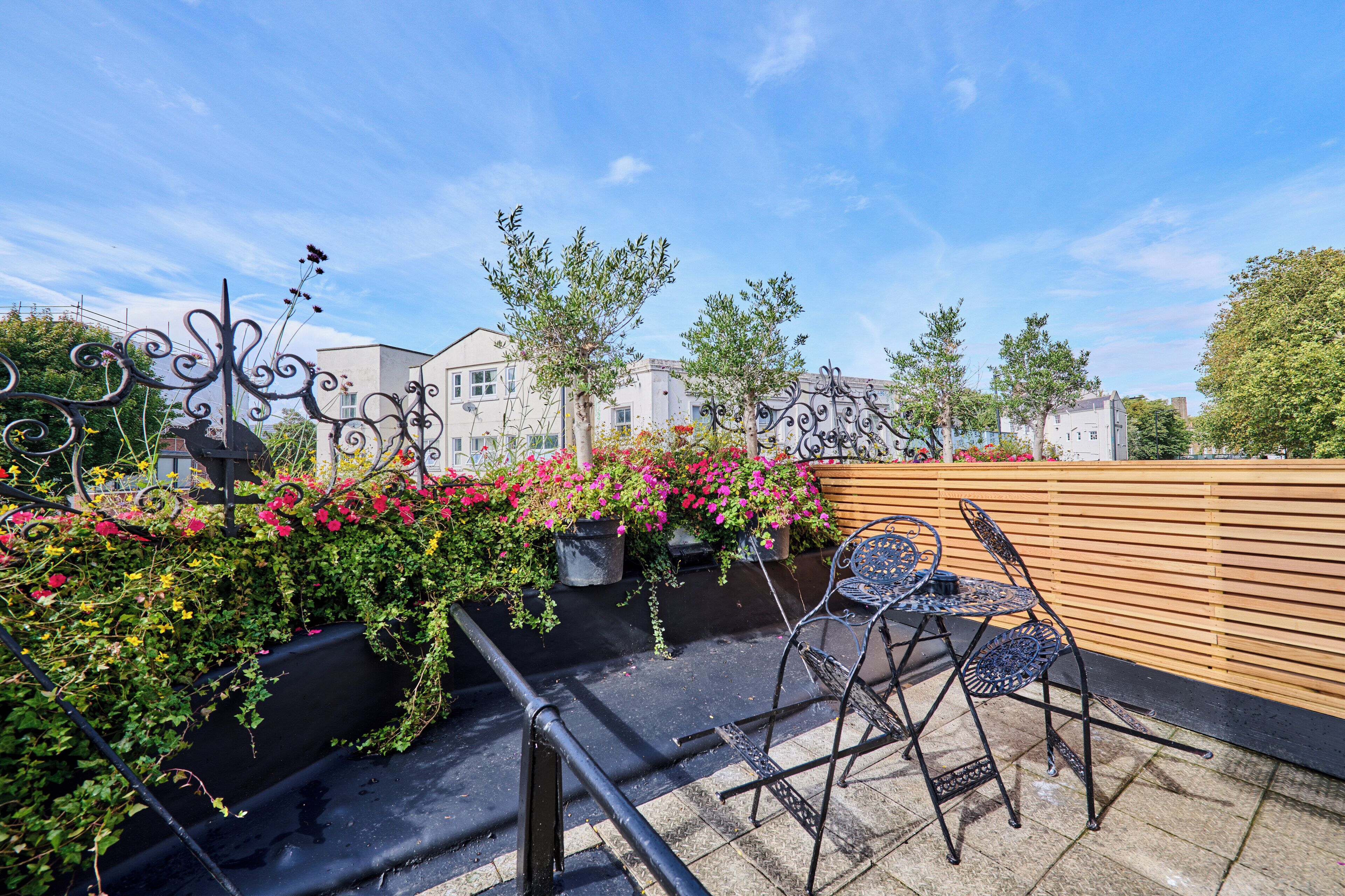 Foto - The Crown Pub & Guesthouse