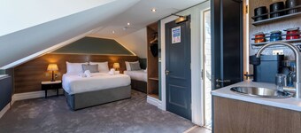 The Crown Pub & Guesthouse