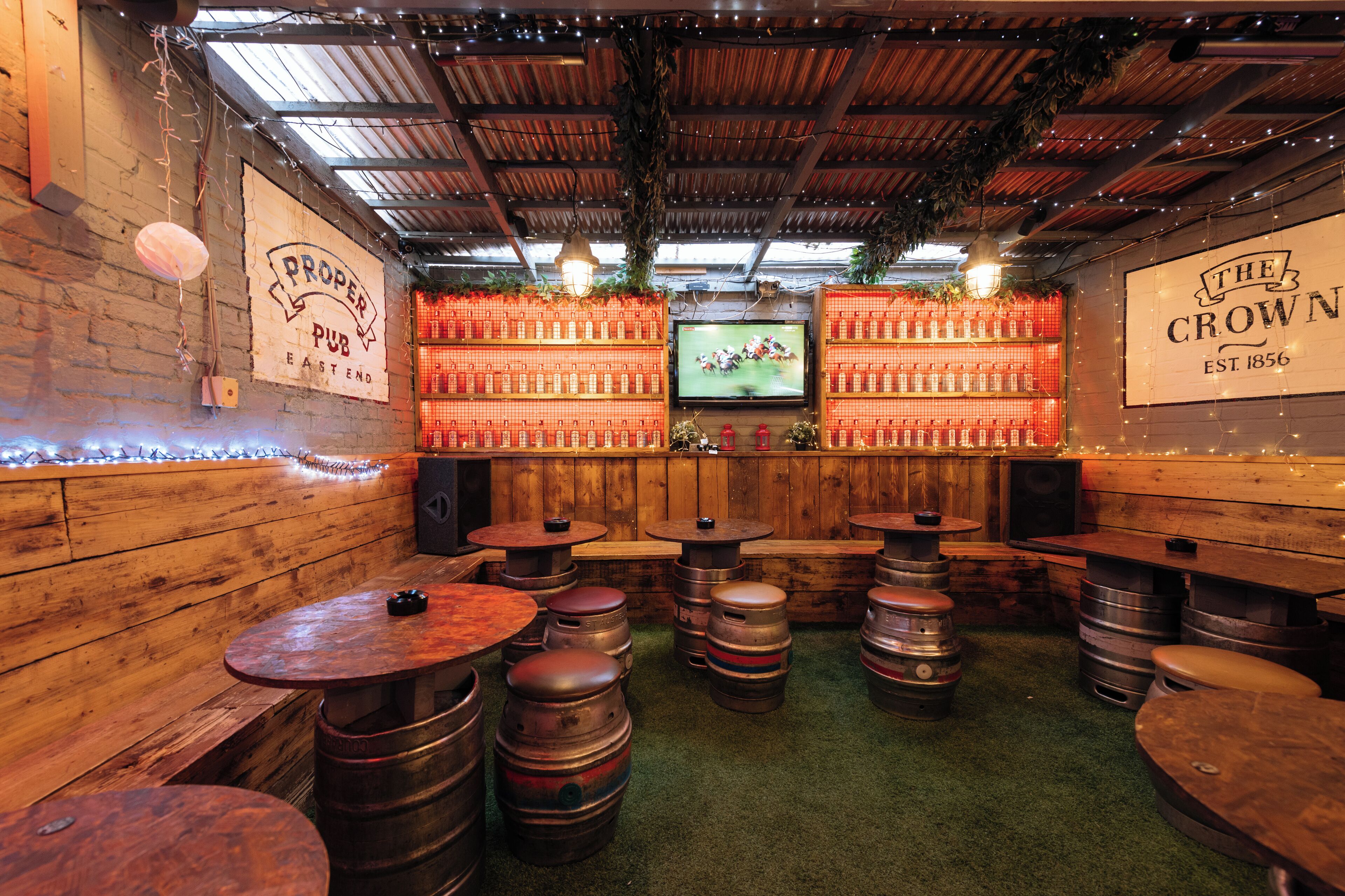 Foto - The Crown Pub & Guesthouse