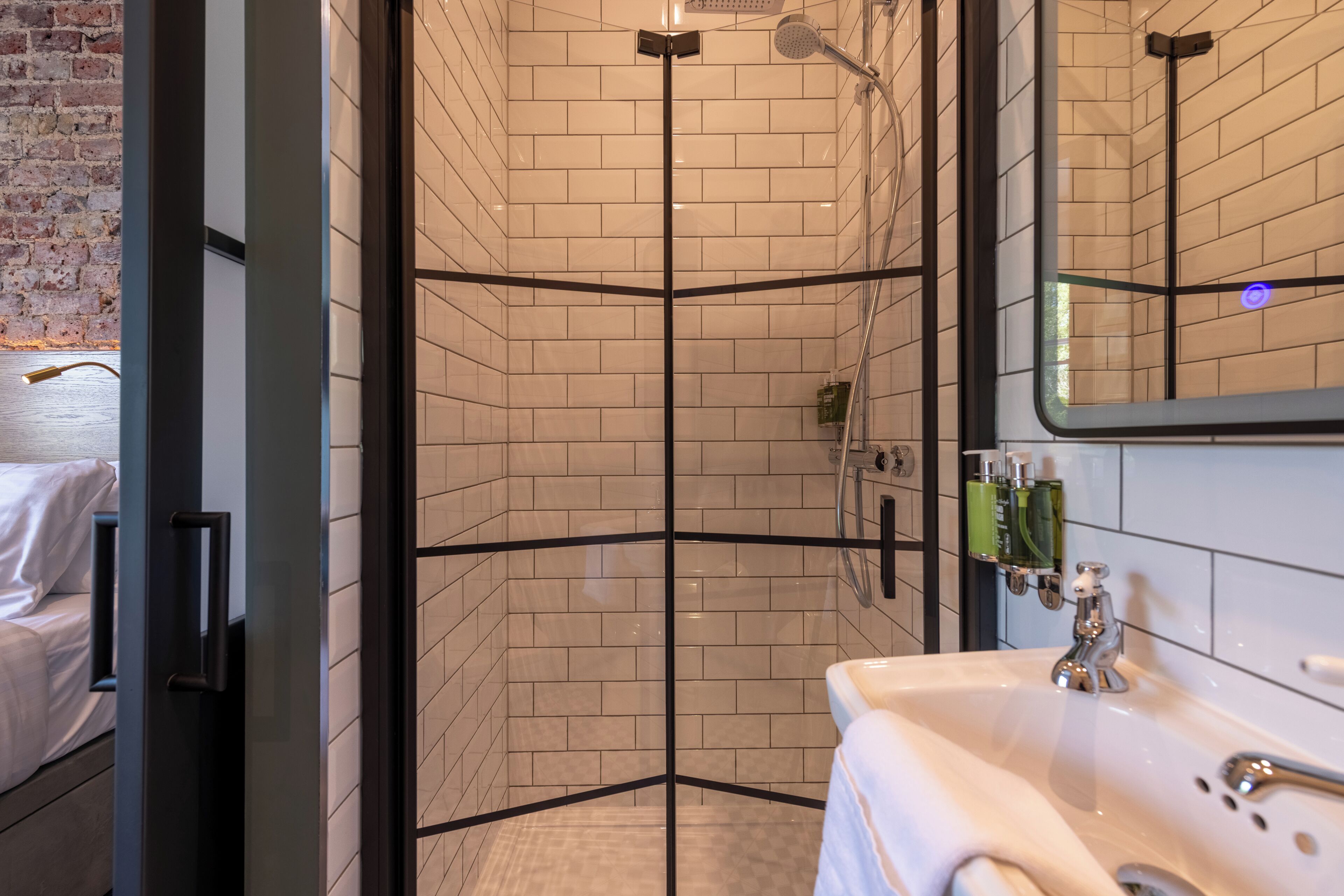 Foto - The Crown Pub & Guesthouse