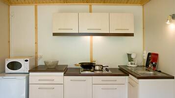 Chalet, 2 camere da letto | Angolo cottura privato | Frigorifero, microonde, piano cottura, macchina per tè/caffè