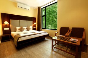 Standard Room, 1 King Bed, Smoking | Soundproofing, iron/ironing board, free WiFi, bed sheets - Hotel Peepal Tree (Narendranagar)