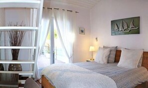 Système d’insonorisation, accès au Wi-Fi (inclus), literie fournie