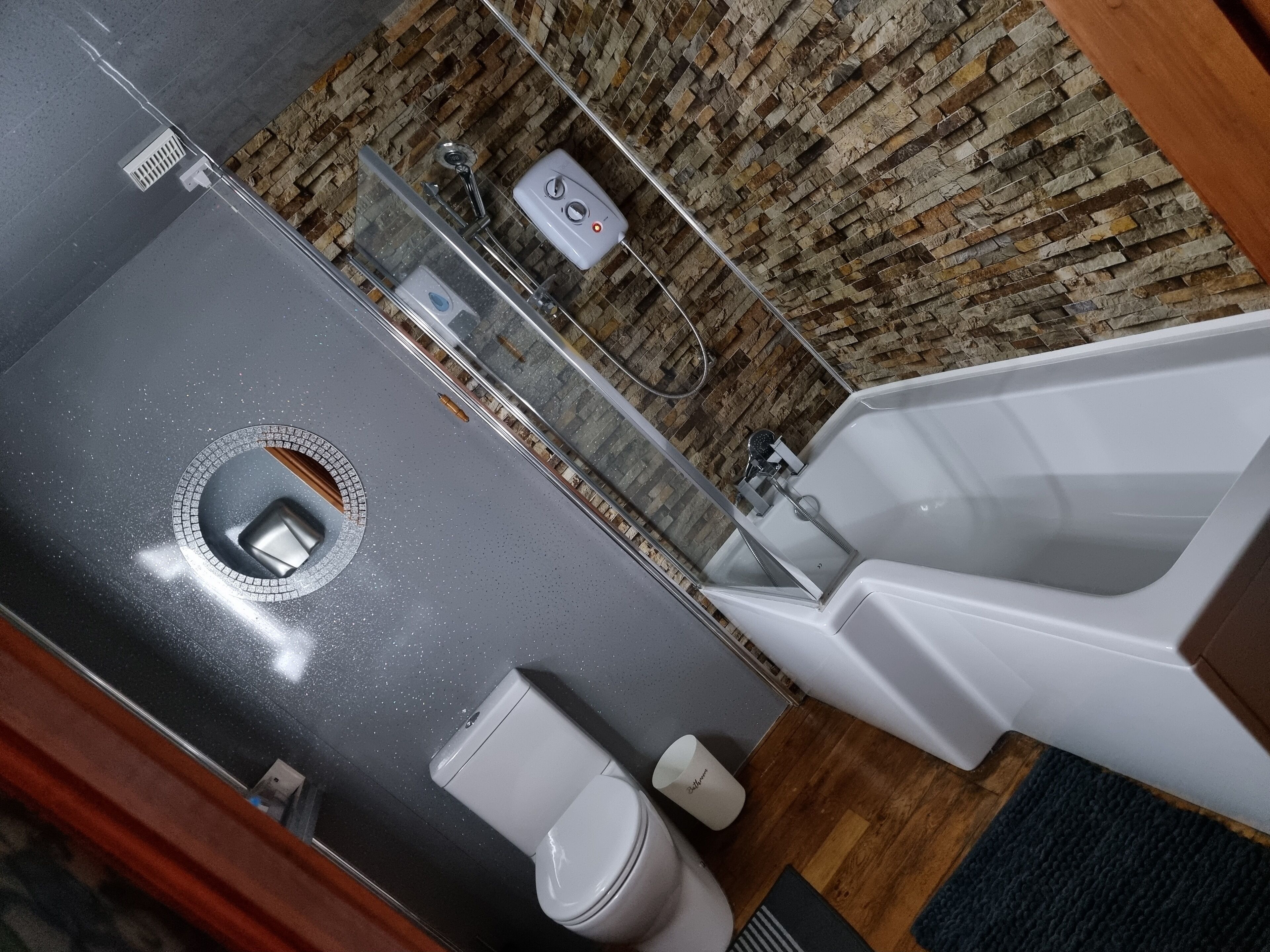 Free toiletries, hair dryer, bathrobes, slippers