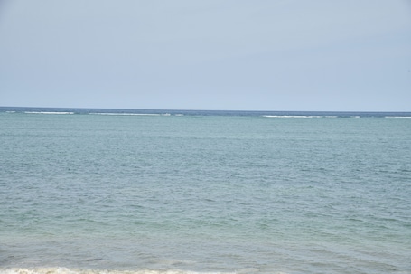 私家海滩、沙滩椅、海滩遮阳伞、沙滩毛巾