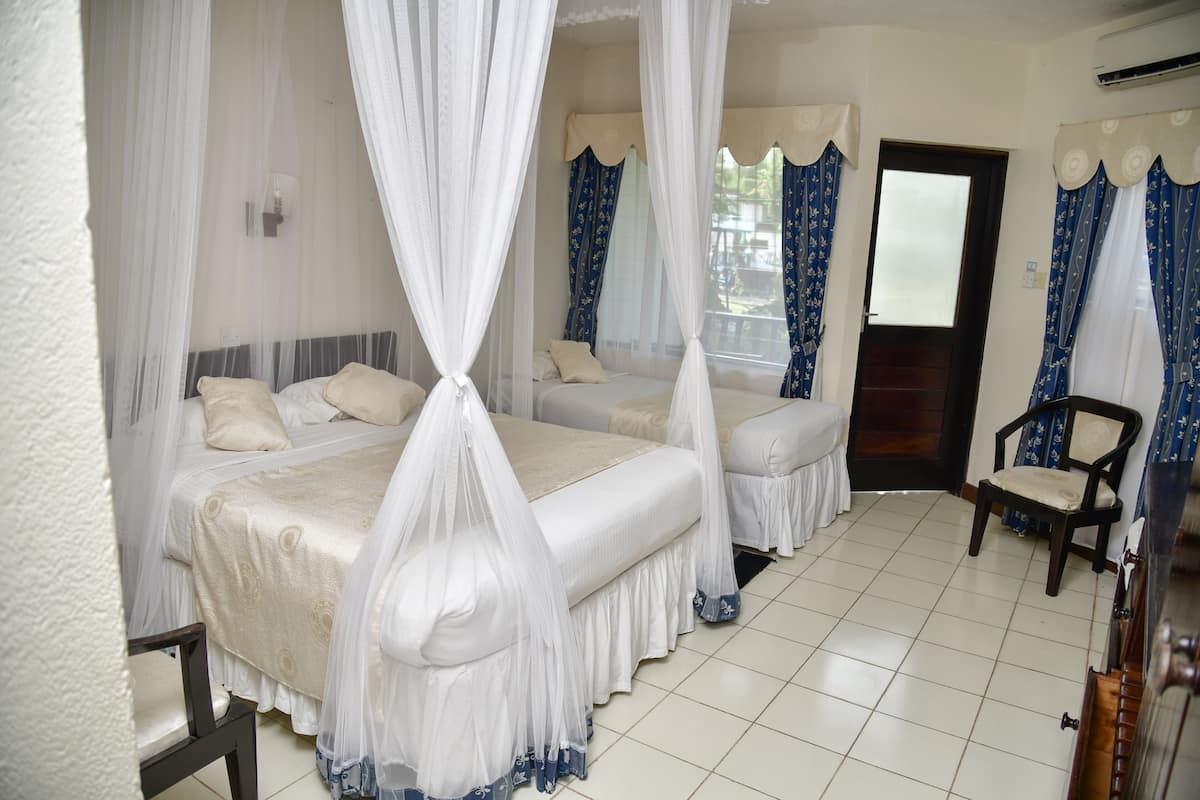 1 bilik tidur, peralatan tempat tidur premium, gebar bulu kapas