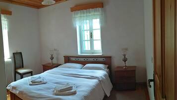 Nhà dành cho gia đình | Chăn bông, truy cập Internet không dây miễn phí, bộ trải giường