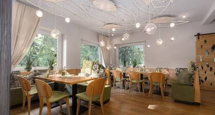 Pfeiffer's Sythener Flora