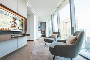 LCD TV