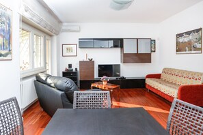 Apartment, 2 Bedrooms | In-room dining - Enjoy the Sunset on Your Vatican Terrace (Rome)