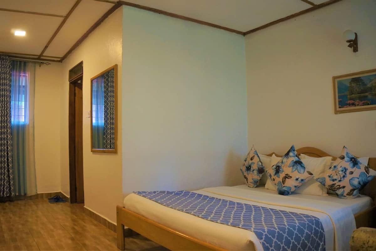 Deluxe Double Room, Garden View, Courtyard Area