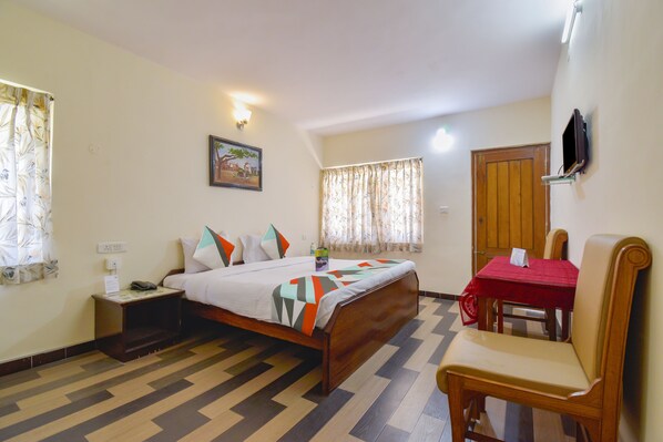 In-room safe, free WiFi, wheelchair access