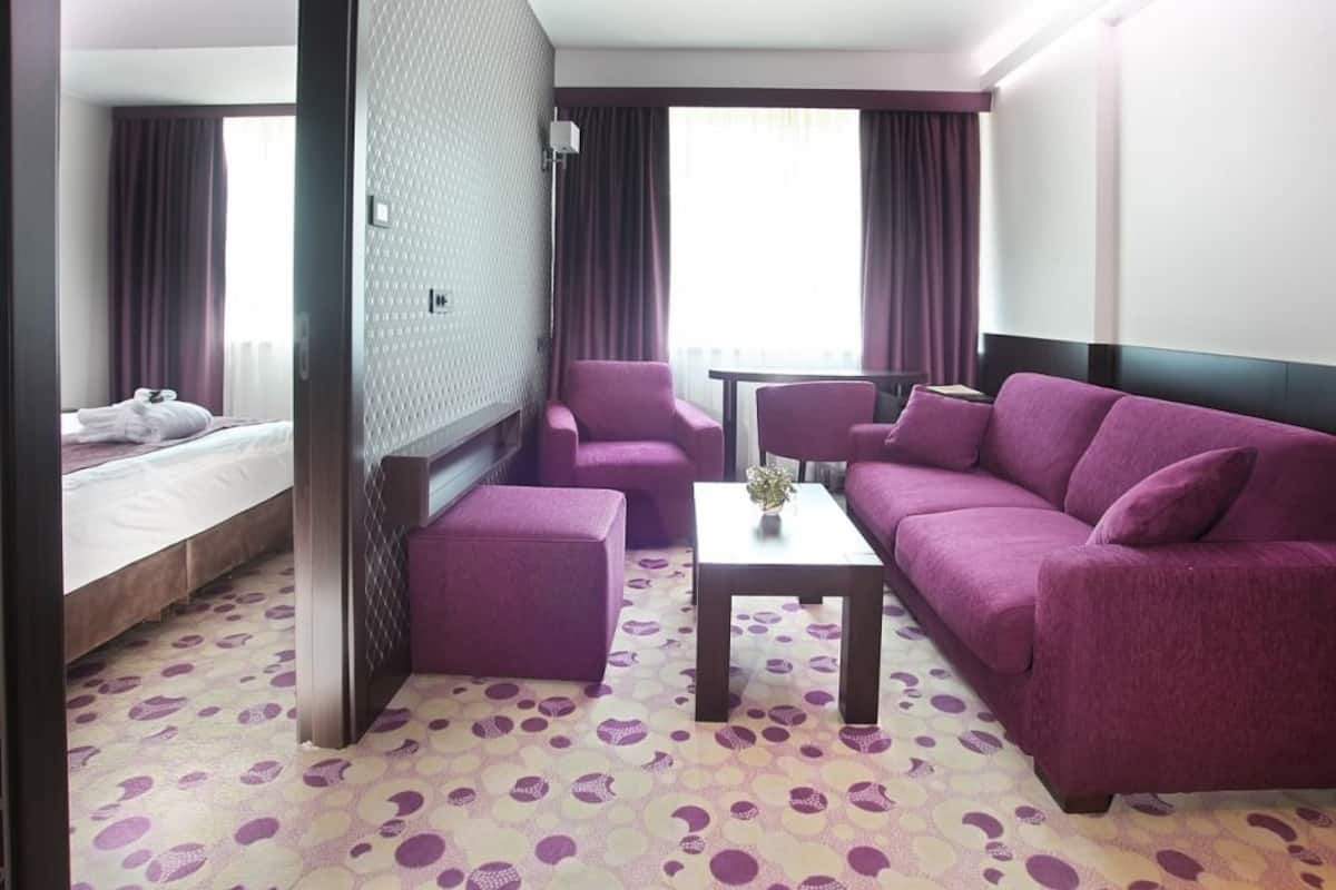 Minibar, in-room safe, desk, blackout curtains