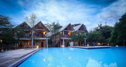 Elephas Resort & Spa