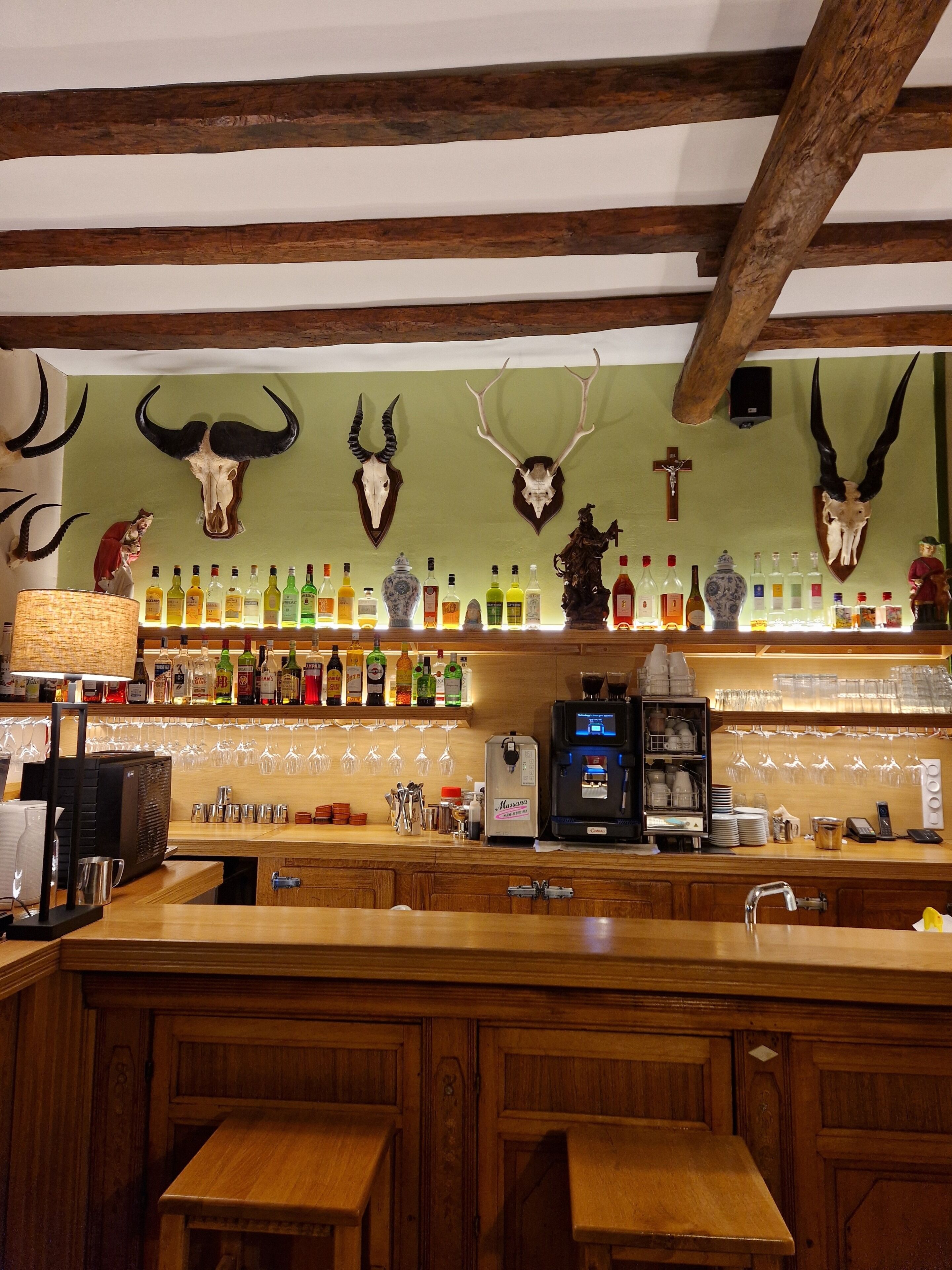 Bar (di hartanah)