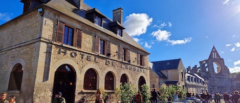 Façade de lâhĂ©bergement