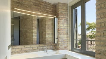 Superior Apartment | Room amenity