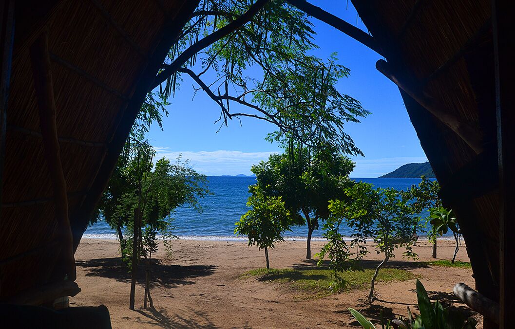 Classic Bungalow, Ensuite, Lake View | Beach/ocean view