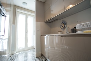 Apartment, 1 Schlafzimmer, Balkon | 1 Schlafzimmer, Schreibtisch, Bügeleisen/Bügelbrett, Babybetten