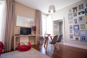 Studio, Balcony | Living area | Flat-screen TV - Cardosas Story Apart byPortoCityHosts (Porto)