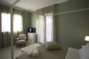 Deluxe Apartment, 1 Bedroom, Patio - Olea Court Resort (Paceco)