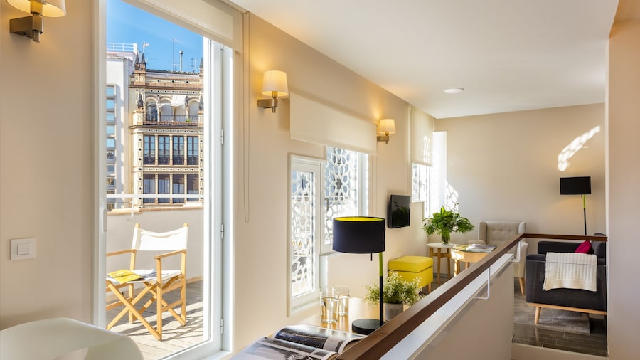 Torre Homenaje Historical Suites