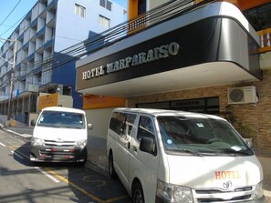 Exterior detail - Hotel Marparaiso (Panama City)