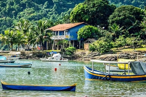 Na praia, 3 bares na praia, passeios de caiaque