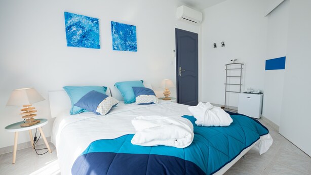 Dobbeltrom – design, 1 queensize-seng