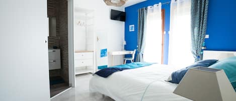 Premium bedding, individually decorated, desk, blackout curtains