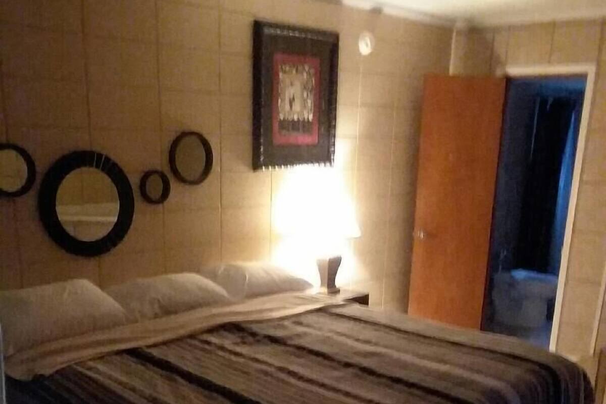 Habitación junior, 1 cama de matrimonio grande, no fumadores | Wifi gratis
