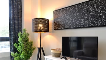 City-Apartment, 1 Schlafzimmer, Nichtraucher | Fernseher